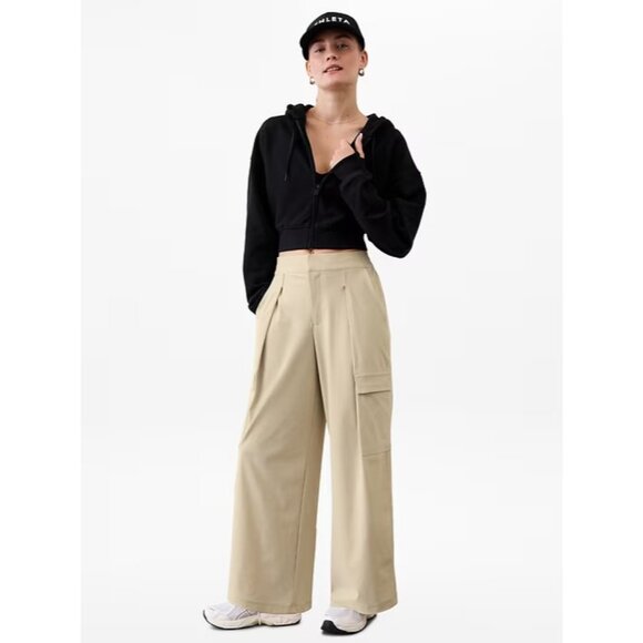 New Athleta 10 Pinnacle Cargo Trouser Ecru Size 10 Regular - Picture 5 of 10